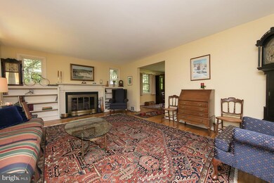 902 Longfield Rd, Glenside, PA 19038 - photo 4