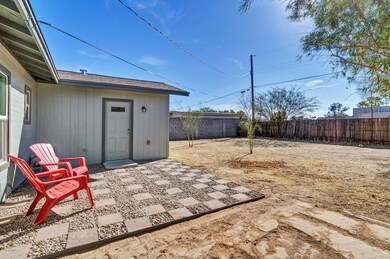 2950 N 21st Pl-8238_40_42