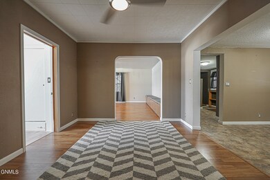 318 S 15th Street-05