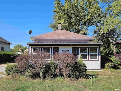 505 N James St, Centralia, IL 62801 - photo 3