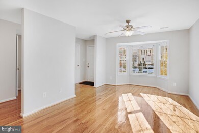 16202 Taconic Cir, Dumfries, VA 22025 - photo 4