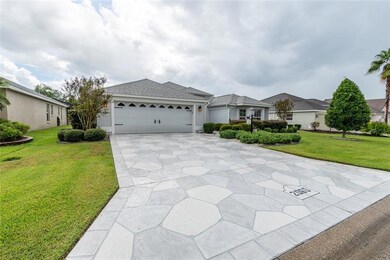 Beautiful Drive Way