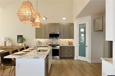 421 Bordeaux Blvd, Broadview Heights, OH 44147 - photo 7