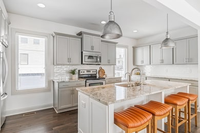 Kitchen/bar area.
