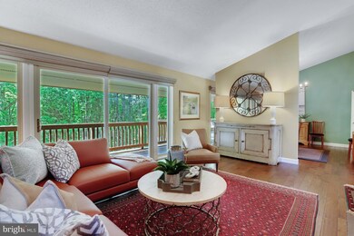 9027 Weatherwood Ct, Vienna, VA 22182 - photo 6