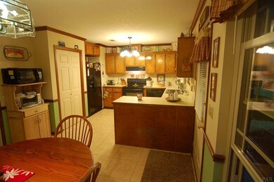 7911 Stallworth Ln, Pensacola, FL 32526 - photo 3