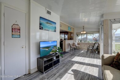 MLS Living room