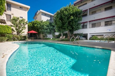 5343 Yarmouth Ave unit 207, Encino, CA 91316 - photo 3