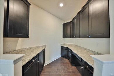 5090 Majestic Dr, Coopersburg, PA 18036 - photo 7