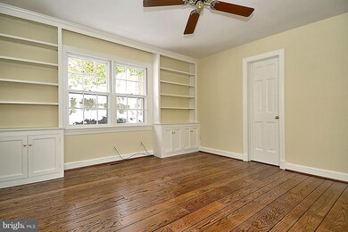 11031 Ardwick Dr, Rockville, MD 20852 - photo 5