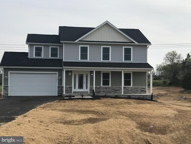 208 Chalcedony Dr, Martinsburg, WV 25404 - photo 2