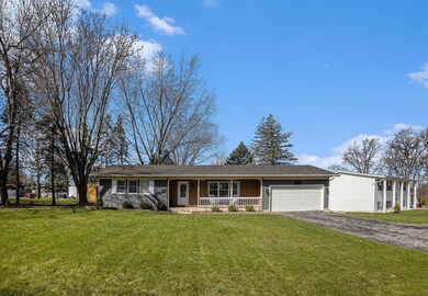 1958 Loganberry Ln, Crown Point, IN 46307 - photo 2