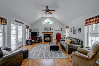 7 Groton Dr, Concord, NH 03301 - photo 5