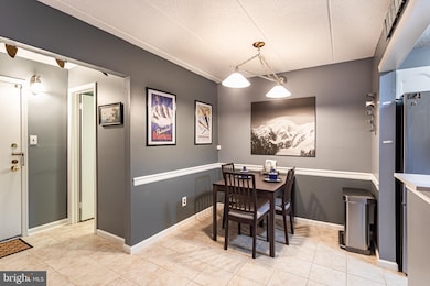 130 Woodstream Dr, Norristown, PA 19403 - photo 3