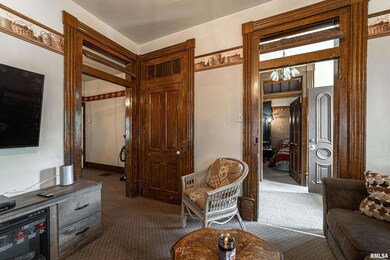 321 S Sangamon St, Lincoln, IL 62656 - photo 4