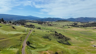 unit 3 Lot 181 Lakeview Rd unit 3, Hornbrook, CA 96044 - photo 6