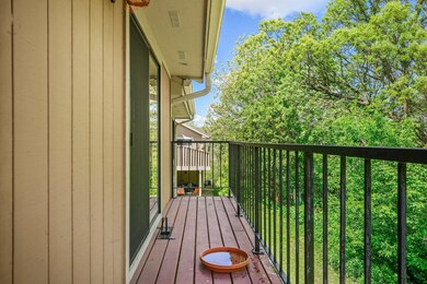 3432 Valley Creek Cir, Middleton, WI 53562 - photo 7