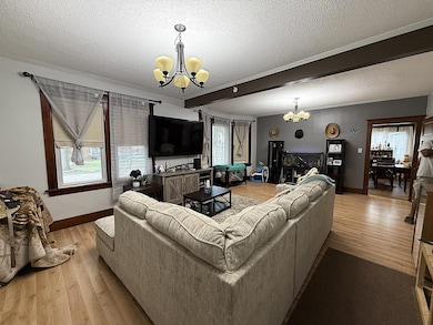 202 S 6th St, Montevideo, MN 56265 - photo 7