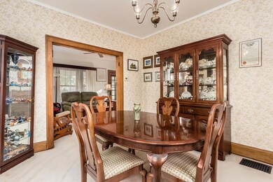 281 Blenheim Rd, Columbus, OH 43214 - photo 7