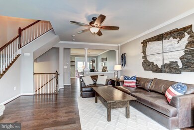 7067 Kona Dr, Gainesville, VA 20155 - photo 4