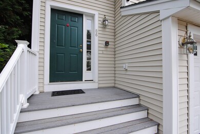 86 Barrington Ave, Nashua, NH 03062 - photo 2