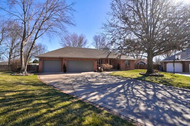 707 Bennett Ct, Nixa, MO 65714 - photo 2