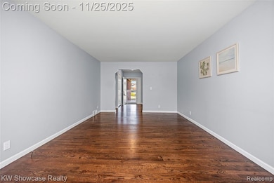 20530 Secluded Ln, Southfield, MI 48075 - photo 6