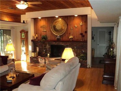 Den/Family/Great Room.