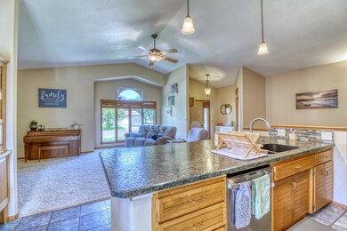 Kitchen1_7.jpg
