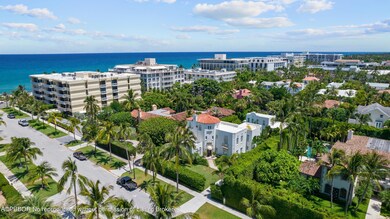 130 Brazilian Ave, Palm Beach, FL 33480 - photo 4