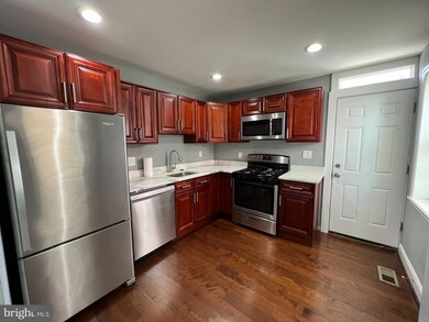 138 N Belnord Ave, Baltimore, MD 21224 - photo 4