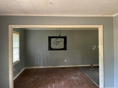 607 12th St E, Tifton, GA 31794 - photo 2