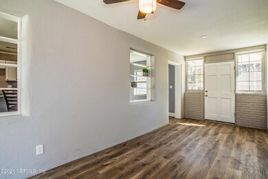 558 Nightingale Rd, Jacksonville, FL 32216 - photo 5