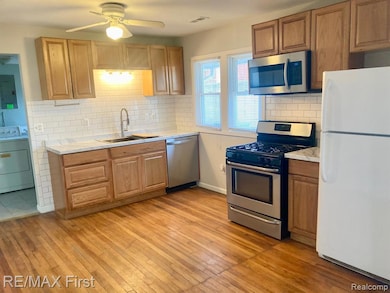 7599 Toepfer Rd, Warren, MI 48091 - photo 6