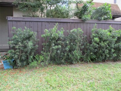 1760 Bayberry Dr, Pembroke Pines, FL 33024 - photo 5