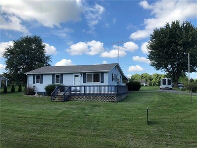 869 SE Santee Dr, Greensburg, IN 47240 - photo 2