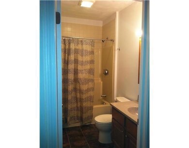 336 Killingly St unit F, Providence, RI 02909 - photo 3