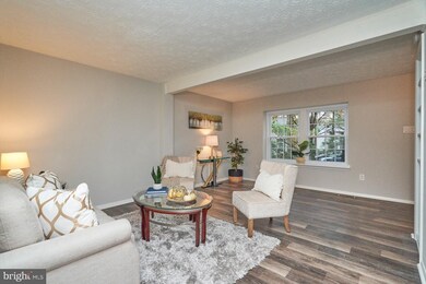 11514 Underoak Ct, Reston, VA 20191 - photo 4