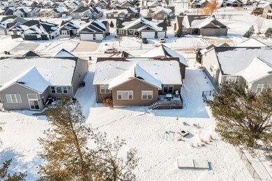 2929 Caspian Rd, Hiawatha, IA 52233 - photo 3