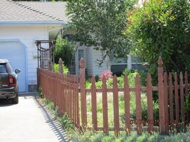 2945 Stellar Ct, Grants Pass, OR 97527 - photo 2