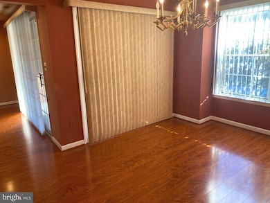 2109 Woodbox Ln unit 2109B, Baltimore, MD 21209 - photo 7