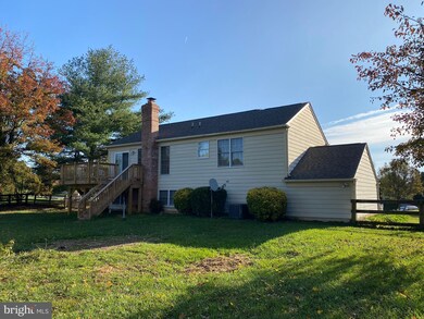 125 Horseshoe Ln, Shenandoah Junction, WV 25442 - photo 5