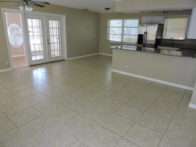 314 Date Palm Dr, West Palm Beach, FL 33403 - photo 4