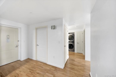 The Melody unit 4H, Bronx, NY 10455 - photo 6