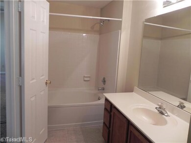 Master Bath/Spa.