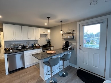 14 Phillips St unit 2F, North Kingstown, RI 02852 - photo 2