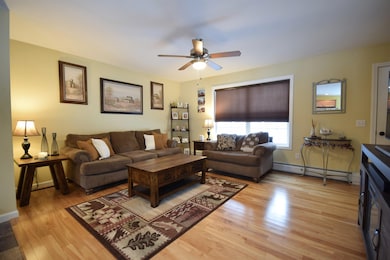 86 Reynolds Rd, Grand Isle, VT 05458 - photo 7