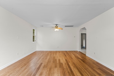 51 Clover St, Waterbury, CT 06706 - photo 3