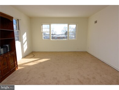 403 Mifflin Blvd, Reading, PA 19607 - photo 4