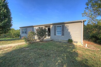 1250 Baxter Ridge Rd, Lawrenceburg, KY 40342 - photo 2